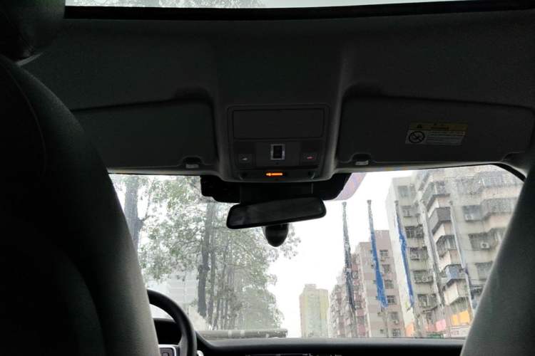 Used Land Rover Discovery Sport 2017 2.0T PURE Headliner