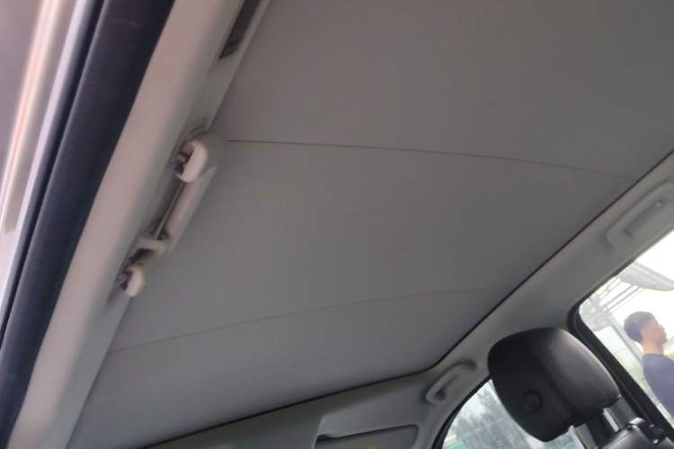 Used Land Rover Discovery Sport 2017 2.0T SE Headliner