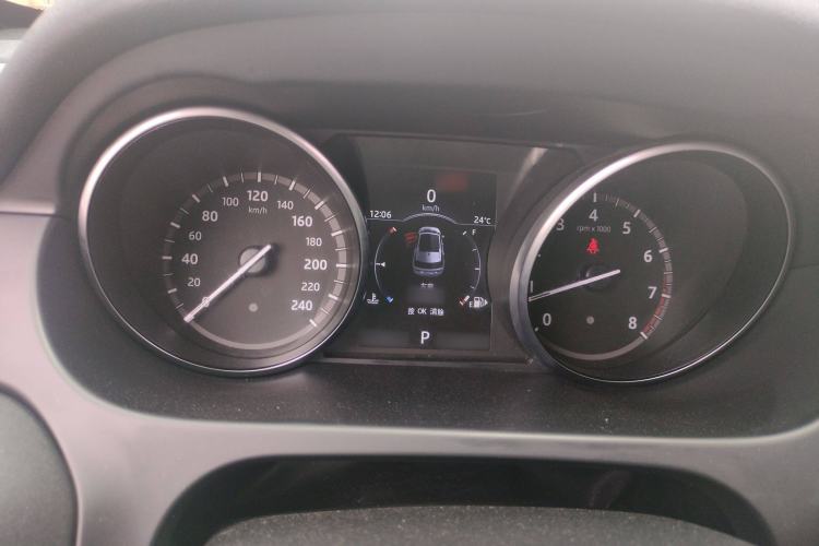 Used Land Rover Discovery Sport 2017 2.0T SE Instrument Cluster