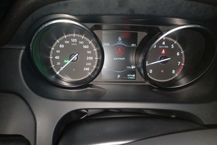 Used Land Rover Discovery Sport 2017 2.0T SE Instrument Cluster