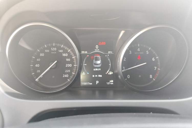 Used Land Rover Discovery Sport 2017 2.0T Cool Black Limited Edition Instrument Cluster