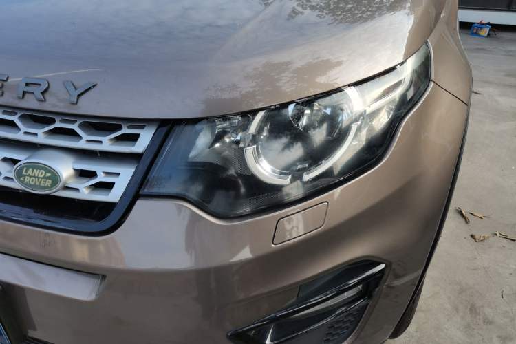 Used Land Rover Discovery Sport 2017 2.0T PURE Left Front Headlight