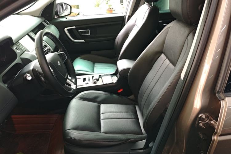 Used Land Rover Discovery Sport 2017 2.0T SE Left Front Seat