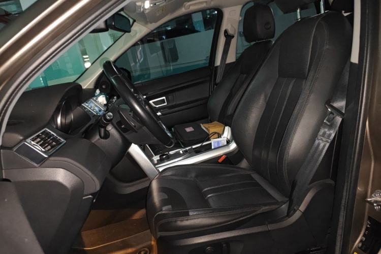 Used Land Rover Discovery Sport 2017 2.0T SE Left Front Seat