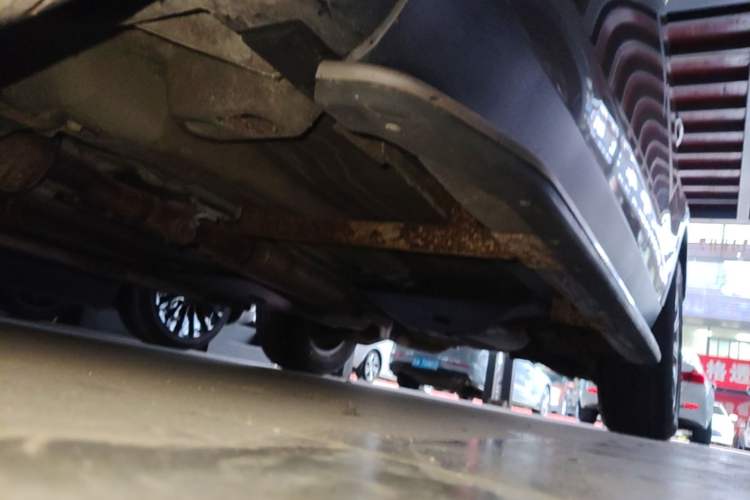 Used Land Rover Discovery Sport 2017 2.0T SE Left Side Sill