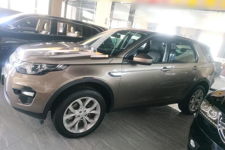 Used Land Rover Discovery Sport 2017 2.0T HSE Left Side
