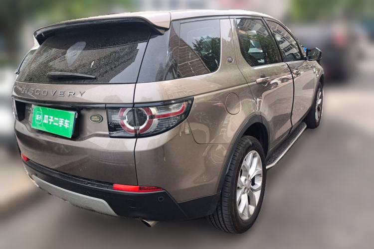 Used Land Rover Discovery Sport 2017 2.0T HSE Rear Right 45 Deg