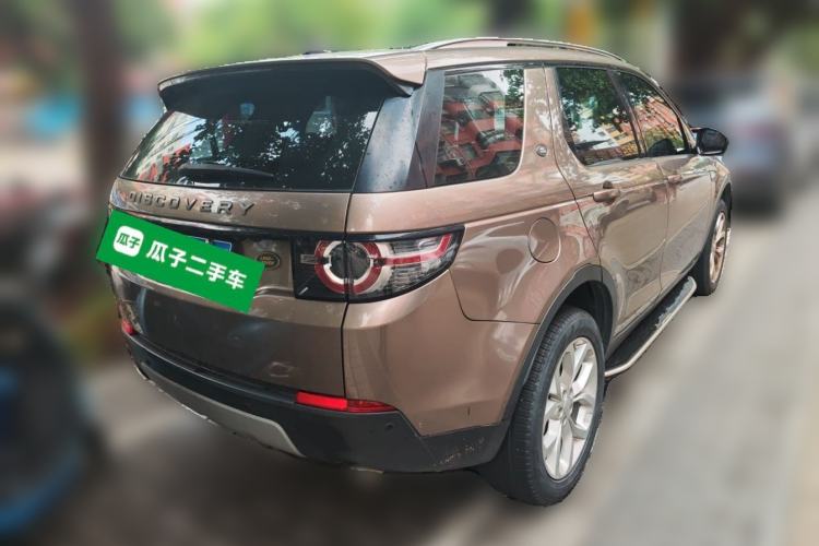 Used Land Rover Discovery Sport 2017 2.0T HSE Rear Right 45 Deg