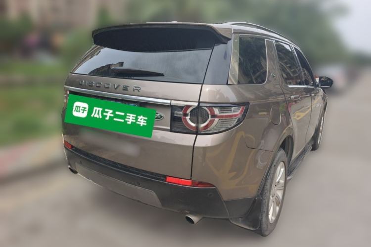 Used Land Rover Discovery Sport 2017 2.0T SE Rear Right 45 Deg