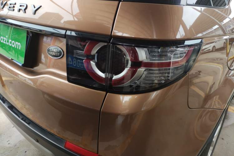 Used Land Rover Discovery Sport 2017 2.0T HSE Right Rear Taillight