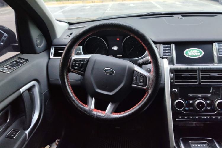 Used Land Rover Discovery Sport 2017 2.0T SE Steering Wheel