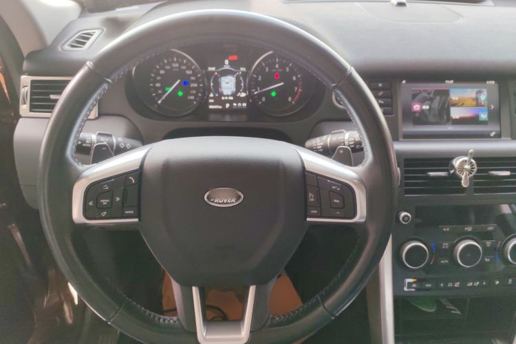 Used Land Rover Discovery Sport 2017 2.0T SE Steering Wheel
