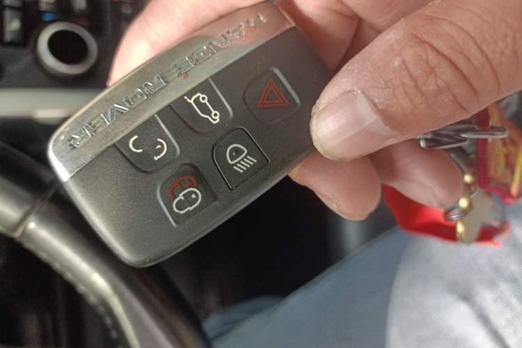 Used Land Rover Discovery Sport 2017 2.0T HSE Vehicle Key