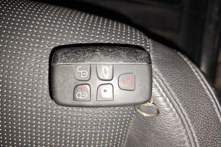 Used Land Rover Discovery Sport 2017 2.0T SE Vehicle Key