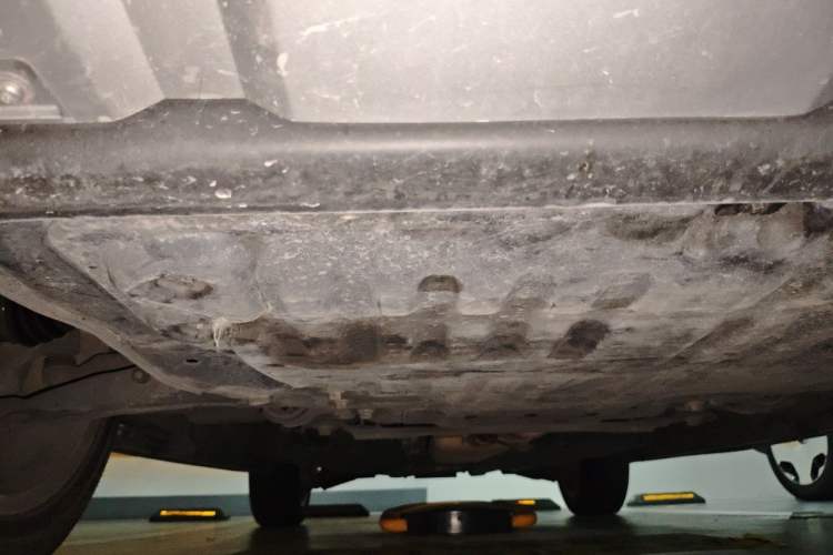Used Land Rover Discovery Sport 2017 2.0T HSE Chassis Front