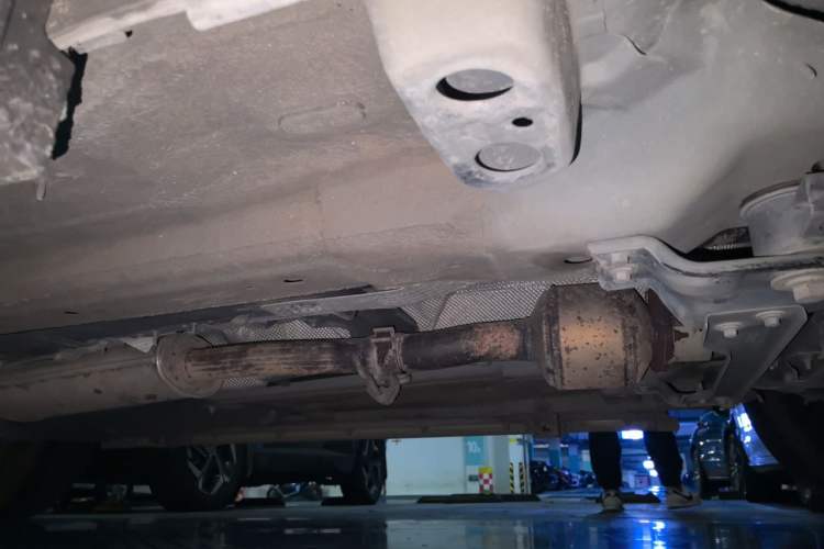 Used Land Rover Discovery Sport 2017 2.0T SE Chassis Front Right