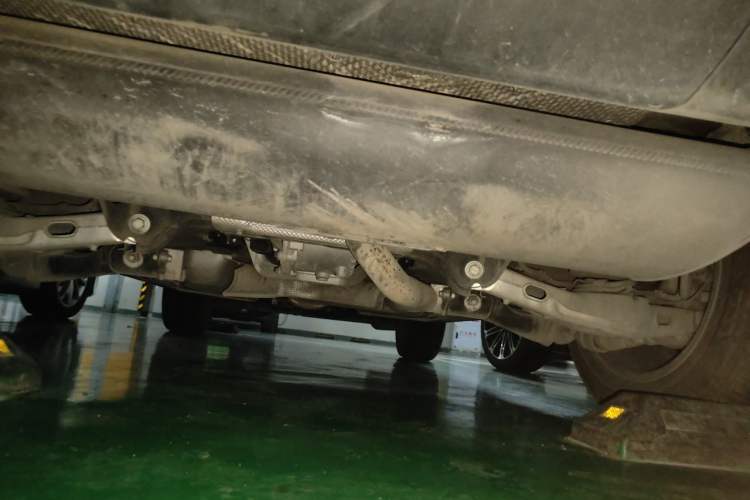 Used Land Rover Discovery Sport 2017 2.0T SE Chassis Rear