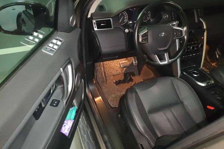 Used Land Rover Discovery Sport 2017 2.0T HSE Driver Seat