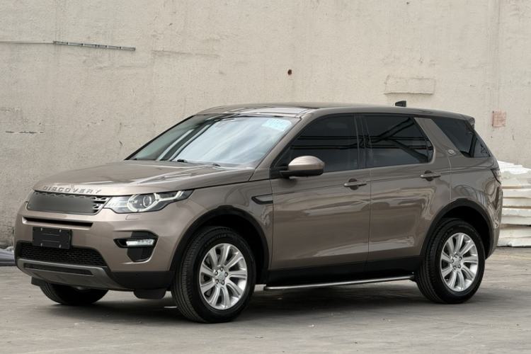 Used Land Rover Discovery Sport 2017 2.0T SE Exterior 2