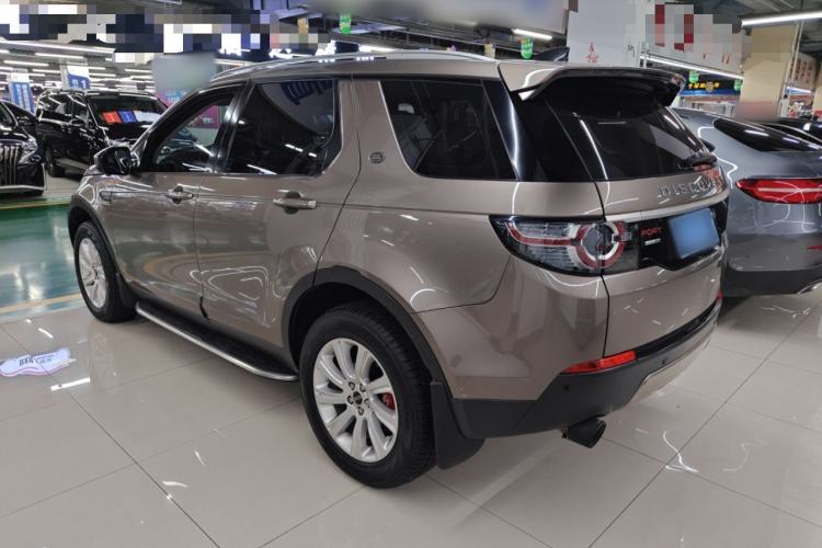 Used Land Rover Discovery Sport 2017 2.0T SE Exterior 4