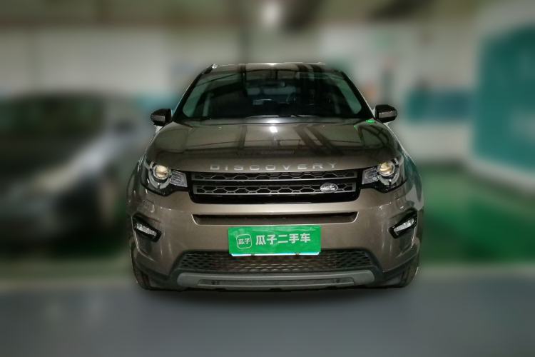 Used Land Rover Discovery Sport 2017 2.0T SE Front