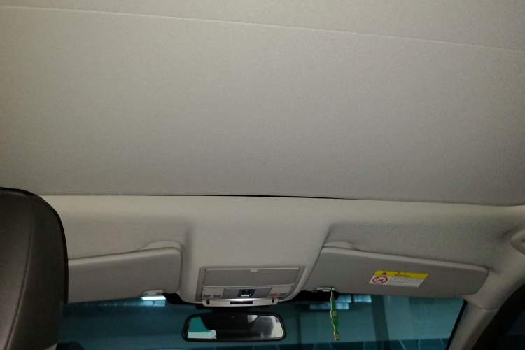 Used Land Rover Discovery Sport 2017 2.0T SE Headliner