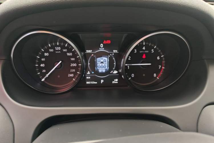 Used Land Rover Discovery Sport 2017 2.0T SE Instrument Cluster
