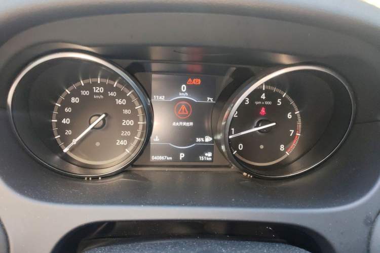 Used Land Rover Discovery Sport 2017 2.0T HSE Instrument Cluster