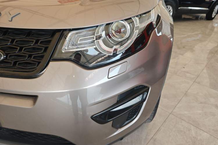 Used Land Rover Discovery Sport 2017 2.0T SE Left Front Headlight