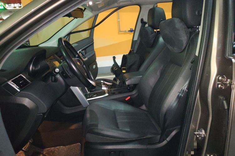 Used Land Rover Discovery Sport 2017 2.0T HSE Left Front Seat