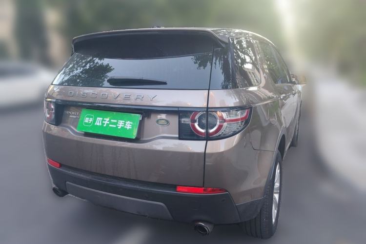 Used Land Rover Discovery Sport 2017 2.0T SE Rear Right 45 Deg