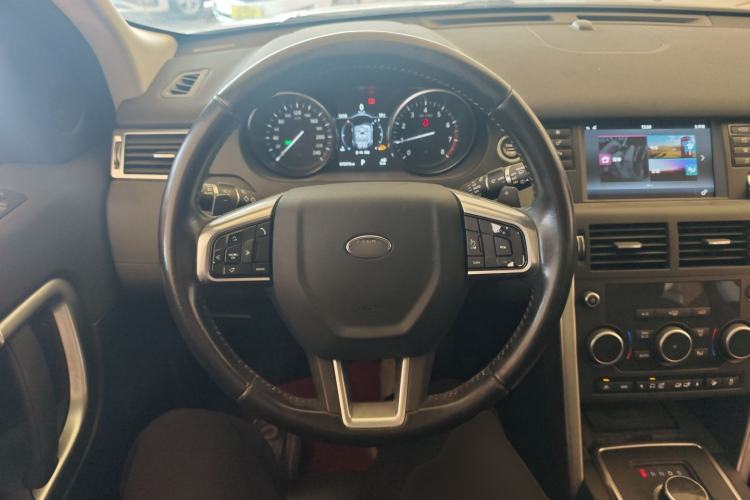 Used Land Rover Discovery Sport 2017 2.0T SE Steering Wheel