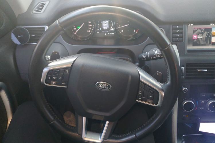 Used Land Rover Discovery Sport 2017 2.0T SE Steering Wheel