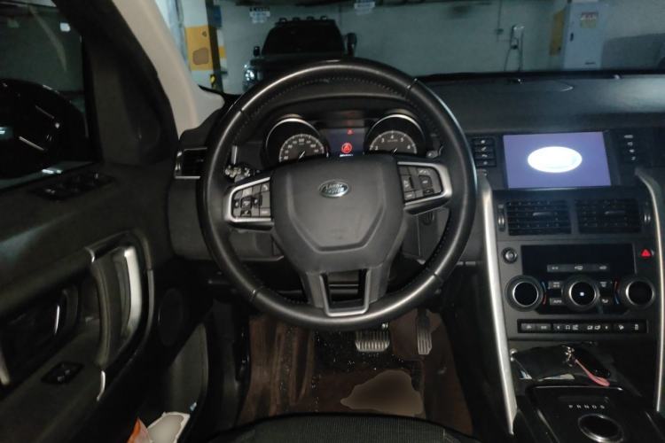 Used Land Rover Discovery Sport 2017 2.0T SE Steering Wheel