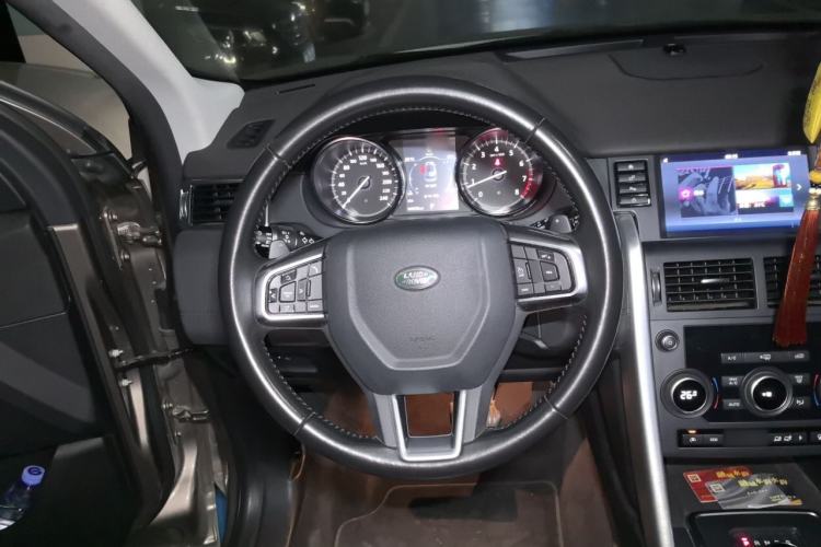 Used Land Rover Discovery Sport 2017 2.0T SE Steering Wheel