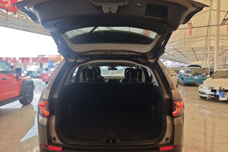 Used Land Rover Discovery Sport 2017 2.0T SE Trunk