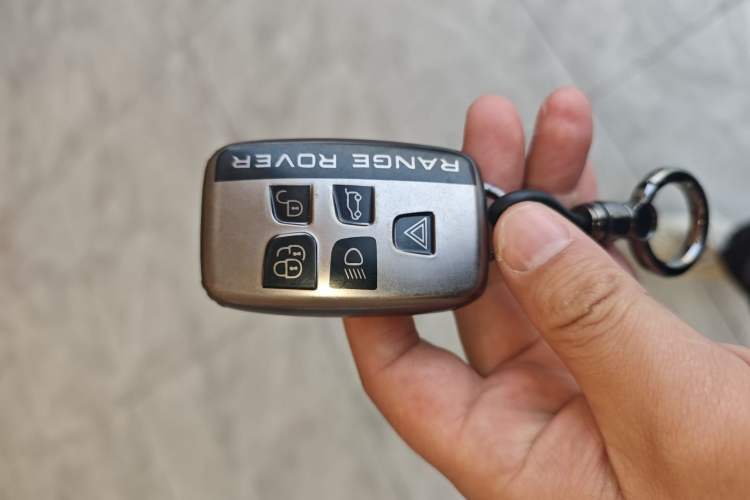 Used Land Rover Discovery Sport 2017 2.0T SE Vehicle Key