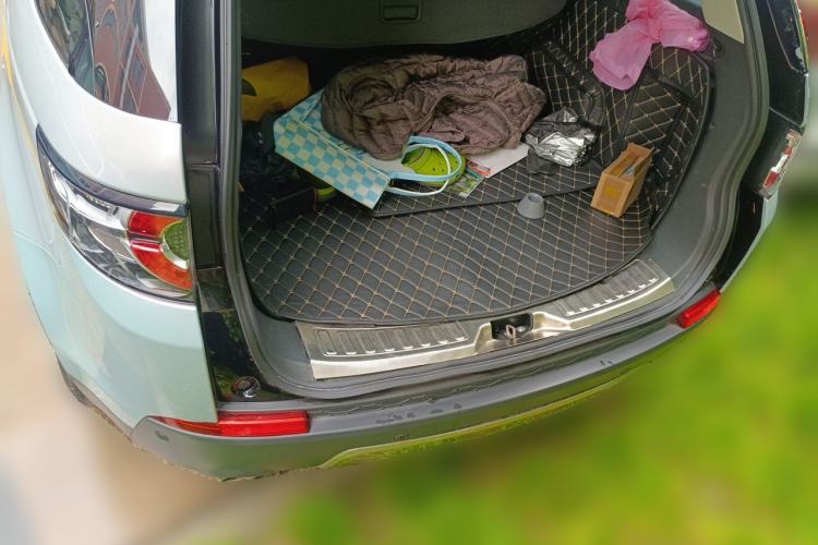 Used Land Rover Discovery Sport 2017 2.0T PURE Trunk