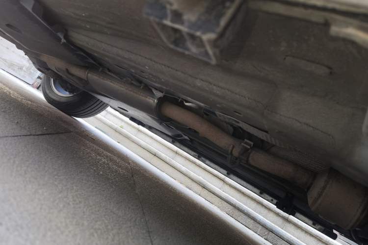 Used Land Rover Discovery Sport 2017 2.0T SE Chassis Front Right