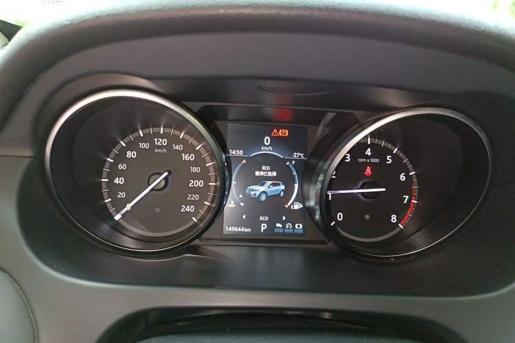 Used Land Rover Discovery Sport 2017 2.0T SE Instrument Cluster