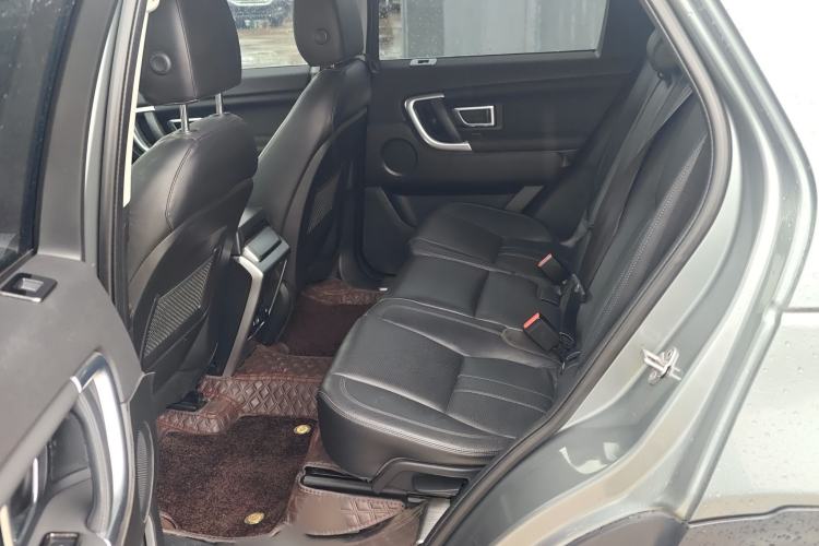 Used Land Rover Discovery Sport 2017 2.0T HSE Interior 2