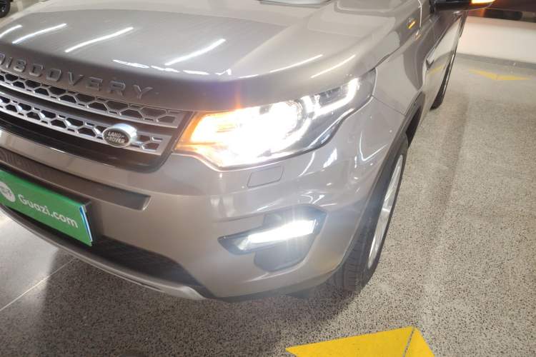 Used Land Rover Discovery Sport 2017 2.0T HSE Left Front Headlight
