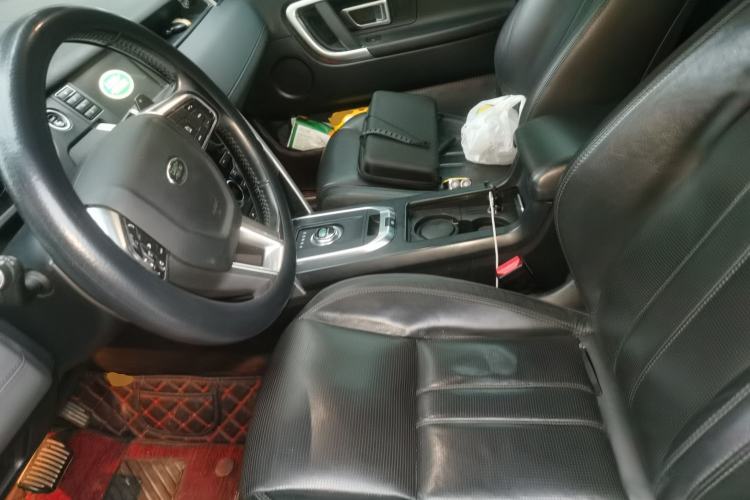 Used Land Rover Discovery Sport 2017 2.0T SE Left Front Seat