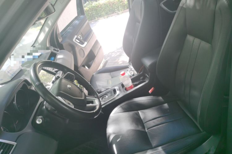 Used Land Rover Discovery Sport 2017 2.0T PURE Left Front Seat