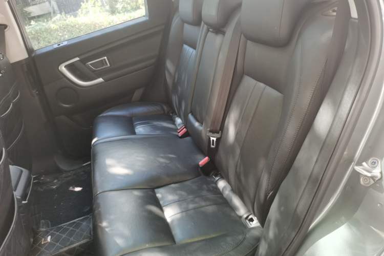 Used Land Rover Discovery Sport 2017 2.0T PURE Left Rear Seat