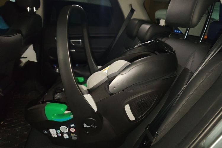 Used Land Rover Discovery Sport 2017 2.0T SE Left Rear Seat