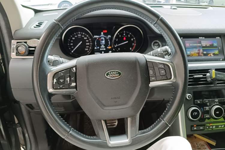 Used Land Rover Discovery Sport 2017 2.0T HSE Steering Wheel