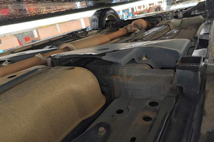 Used Land Rover Discovery Sport 2017 2.0T SE Chassis Rear Left