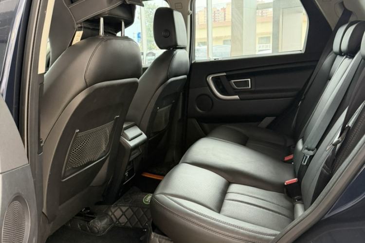 Used Land Rover Discovery Sport 2017 2.0T SE Exterior 2