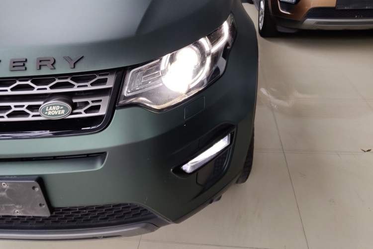 Used Land Rover Discovery Sport 2017 2.0T SE Left Front Headlight